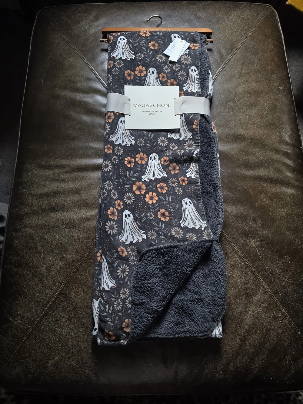 Magaschoni Cozy Plush Reversible Halloween Ghost Blanket NWT